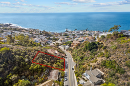 Ocean-view lot in Laguna Beach at sunset