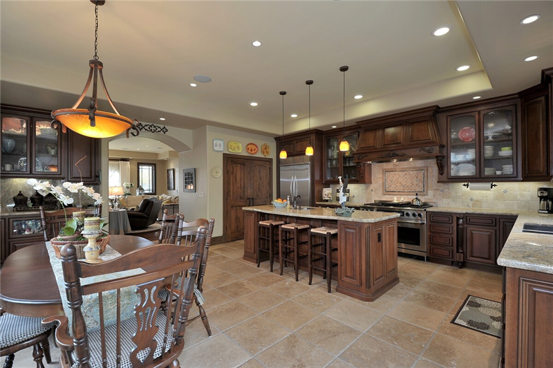 Lone Hill kitchen